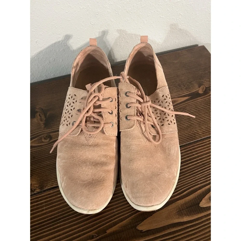 Toms Womens Del Ray Size 9.5 Casual Suede Tennis Shoes Light Pink